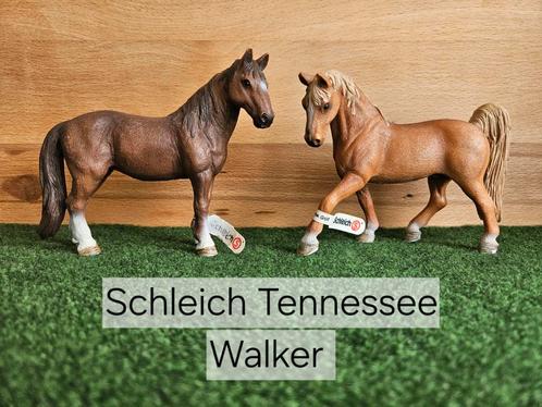 Schleich Tennessee Walker met vaantje, Verzamelen, Dierenverzamelingen, Zo goed als nieuw, Beeldje of Figuurtje, Paard, Ophalen of Verzenden