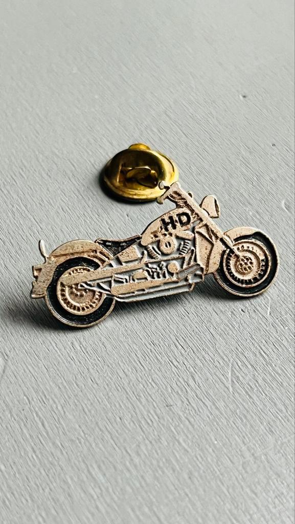 Harley Davidson pin, Verzamelen, Speldjes, Pins en Buttons, Zo goed als nieuw, Ophalen of Verzenden