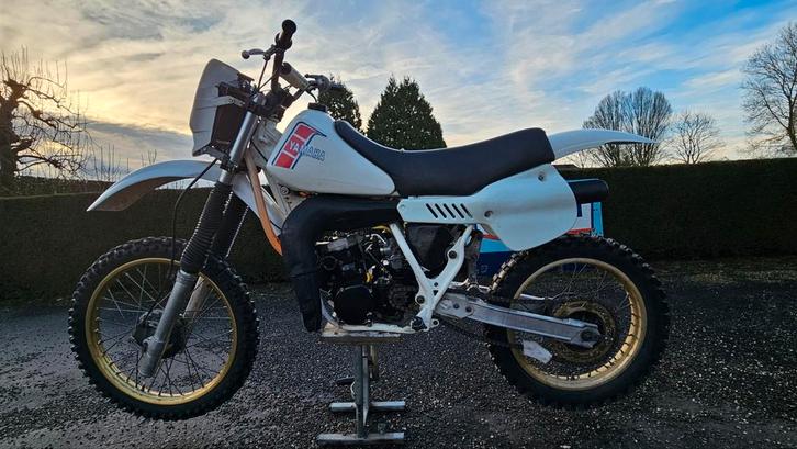 Yamaha Yz 250 1982🤩🤩🥰🙂😀, Motoren, Motoren | Oldtimers, Crossmotor, 11 kW of minder, 1 cilinder, Ophalen of Verzenden