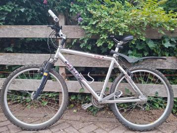 Giant Terrago Mountainbike - 24 versnellingen beschikbaar voor biedingen