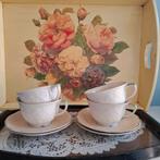 Johnson Brothers 4 thee kop en schotels met prachtige detail, Antiek en Kunst, Antiek | Servies los, Ophalen of Verzenden