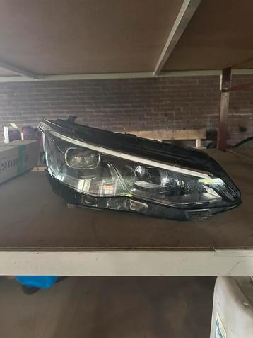 Golf 8 koplamp rechts voor