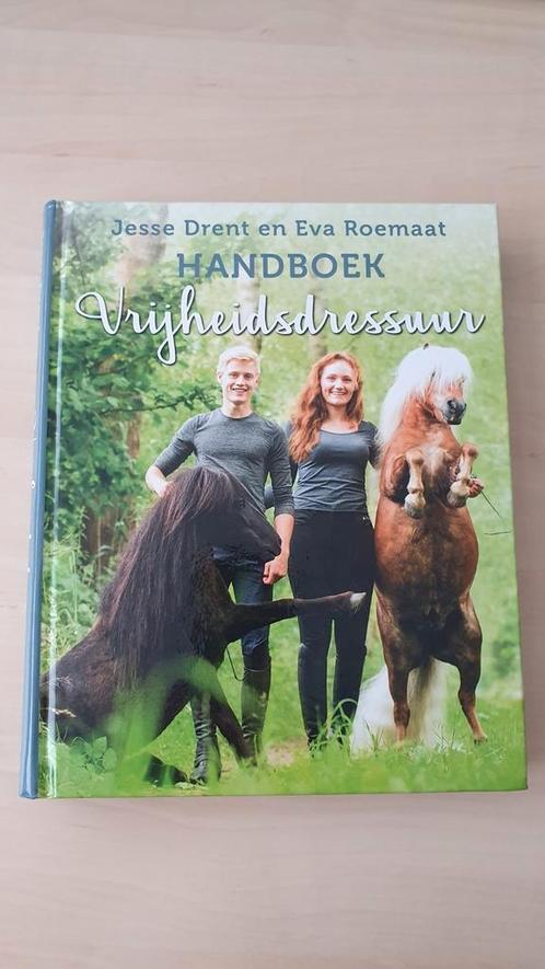 Eva Roemaat - Handboek vrijheidsdressuur, Boeken, Dieren en Huisdieren, Zo goed als nieuw, Ophalen of Verzenden