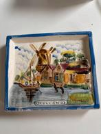 Vintage porseleinen wandtegel van Hollands tafereel, Antiek en Kunst, Antiek | Wandborden en Tegels, Ophalen of Verzenden