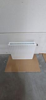 Radiator - Gebruikt, Doe-het-zelf en Verbouw, Verwarming en Radiatoren, Ophalen, 30 tot 80 cm, Radiator, Zo goed als nieuw