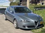 Alfa Romeo 147 1.6 T.spark 16V 88KW 3DR 2005, Auto's, Alfa Romeo, 125 pk, Zwart, 4 cilinders, Leder en Stof
