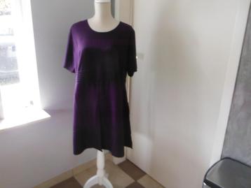 nieuwe mooie donker paarse tuniek, mt 42 beschikbaar voor biedingen