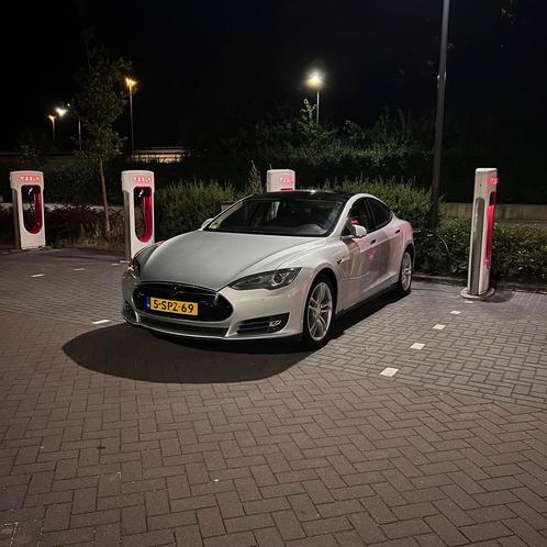 Tesla Model S P85 free supercharge (verlaagd), Auto's, Tesla, Particulier, Model S, Elektrisch, Hatchback, Automaat, Origineel Nederlands