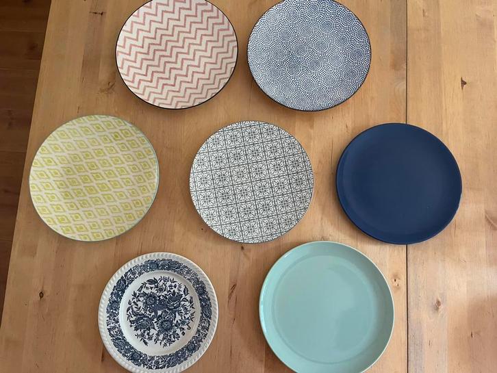 Leuke diner borden, Huis en Inrichting, Keuken | Servies, Zo goed als nieuw, Bord(en), Overige stijlen, Aardewerk, Ophalen of Verzenden