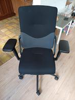 Zwarte bureaustoel met armleuningen, Ophalen, Zwart, Zo goed als nieuw, Bureaustoel