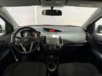 Hyundai i20 1.4i DynamicVersion // AIRCO // TREKHAAK, Voorwielaandrijving, Gebruikt, Zwart, 4 cilinders