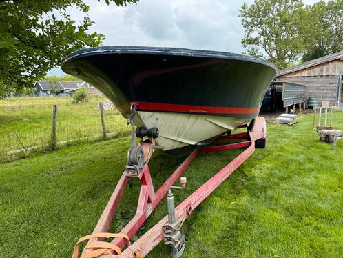 Opknapper casco CHRIS-CRAFT 22 LAUNCH incl. Stallingstrailer, Watersport en Boten, Bootonderdelen, Gebruikt, Overige typen, Motorboot