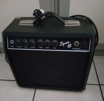 Fender Squier 15 gitaar versterker  beschikbaar voor biedingen
