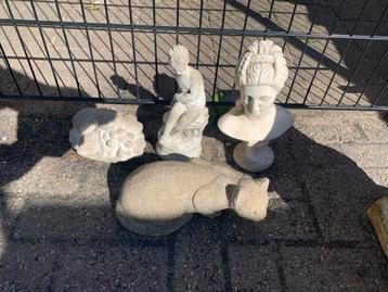 Betonnen Tuinbeelden Set beschikbaar voor biedingen