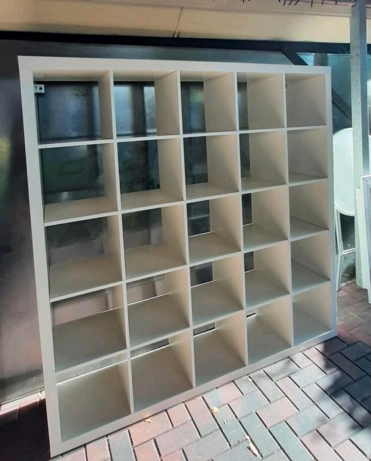 Ikea kallax/ expedit Vakkenkast 5x5, Huis en Inrichting, Kasten | Wandmeubels, Zo goed als nieuw, Ophalen