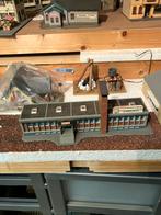 ALLES MOET WEG -GEBOUWEN (2), Hobby en Vrije tijd, Modeltreinen | H0, Gelijkstroom of Wisselstroom, Brug, Tunnel of Gebouw, Zo goed als nieuw