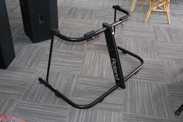 Roland KS68B toetsen standaard   <25251308> beschikbaar voor biedingen