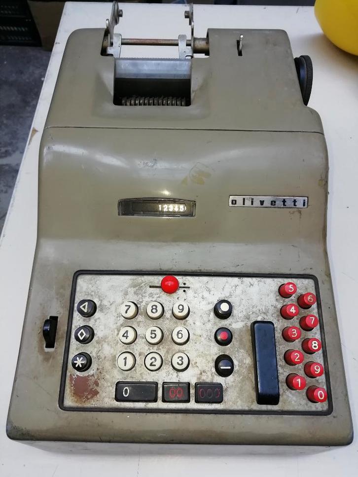 Olivetti Divisumma 14 Vintage rekenmachine uit de jaren '40, Antiek en Kunst, Antiek | Kantoor en Zakelijk, Ophalen of Verzenden