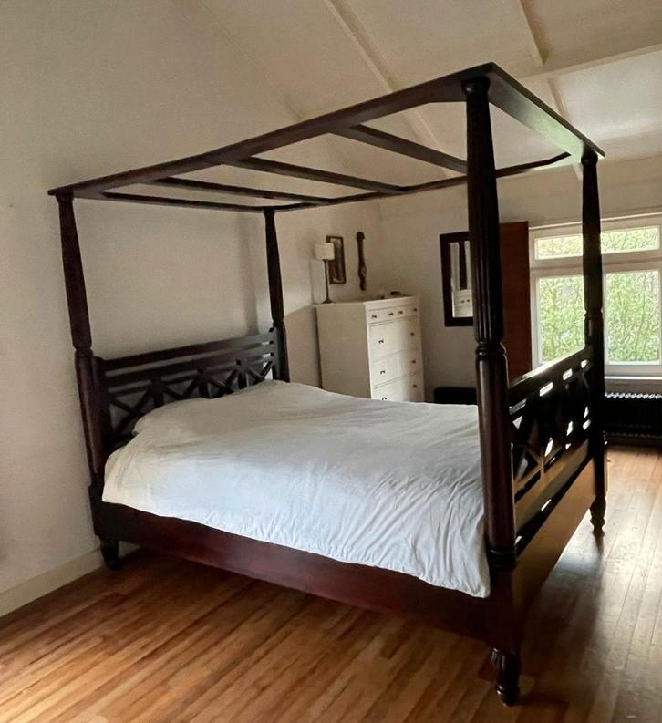 Hemelbed 160x210 (x207) - Tweepersoons, Huis en Inrichting, Slaapkamer | Bedden, Gebruikt, Tweepersoons, 160 cm, 210 cm, Hout