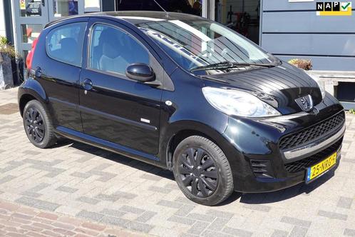 Peugeot 107 1.0-12V Millesim 200 incl service beurt en nieuw, Auto's, Peugeot, Te koop, ABS, Airbags, Airconditioning, Centrale vergrendeling