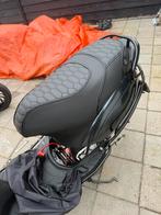 Zip custom zadel, Ophalen of Verzenden, Zo goed als nieuw, Zadel, Piaggio