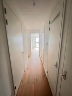 NIEUW! Woonruimte te huur Bijlmerplein, Amsterdam, Huizen en Kamers, Huizen te huur