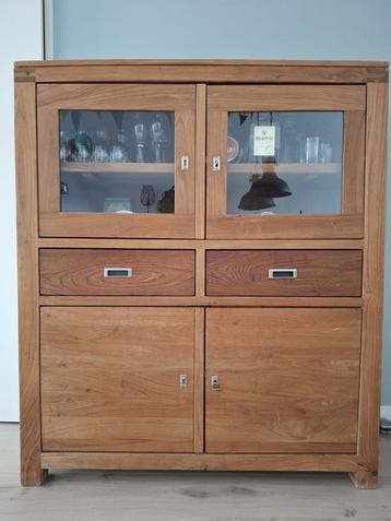 Hender & Hazel teak houten vitrine / servieskast beschikbaar voor biedingen