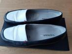 Loafers, Theresia M., mt. 3,5 wijdte G., Kleding | Dames, Schoenen, Blauw, Instappers, Ophalen of Verzenden, Zo goed als nieuw