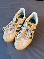 Adidas Gazelle Sneakers, Beige, Ophalen of Verzenden, Sneakers of Gympen, Gedragen
