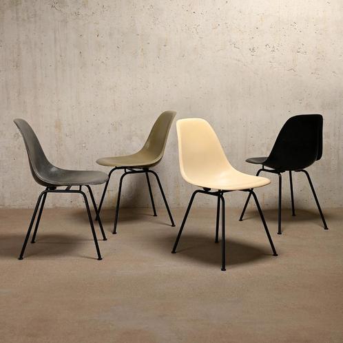 Charles & Ray Eames vintage DSW of DSX stoelen Herman Miller, Huis en Inrichting, Stoelen, Zo goed als nieuw, Vijf, Zes of meer stoelen