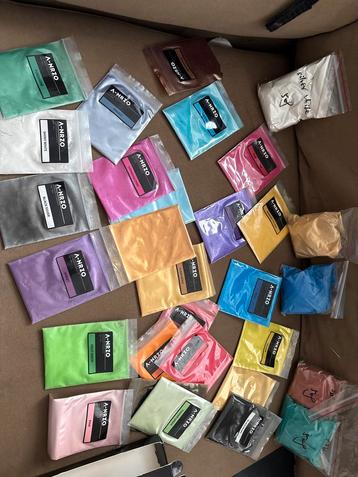 Mica Pigment Poeder voor Epoxy - Diverse Kleuren beschikbaar voor biedingen