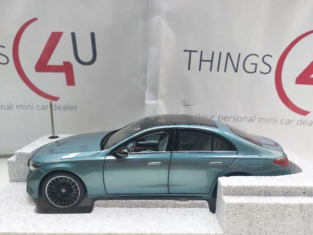 iScale 1:18 Mercedes-Benz E-Klasse W214 Limousine 2024 verde, Ophalen of Verzenden, Nieuw, Auto, Overige merken