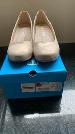 Blue Box zgan Pumps Schoenen hakje 4 cm 1x gedragen Bruiloft, Blue Box, Pumps, Beige, Ophalen of Verzenden