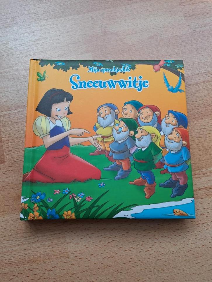 Sneeuwwitje sprookjesboek, Boeken, Kinderboeken | Jeugd | onder 10 jaar, Zo goed als nieuw, Sprookjes, Ophalen of Verzenden