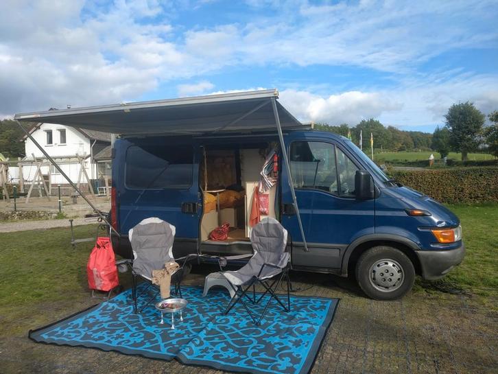 Iveco Daily buscamper wegens emigratie te koop, Caravans en Kamperen, Campers, Particulier, tot en met 2, Buscamper of Camperbus