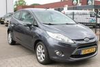 Ford Fiesta 1.4 Ghia Clima Cruise Nw. APK Nette Auto, Voorwielaandrijving, Stof, Gebruikt, Beige