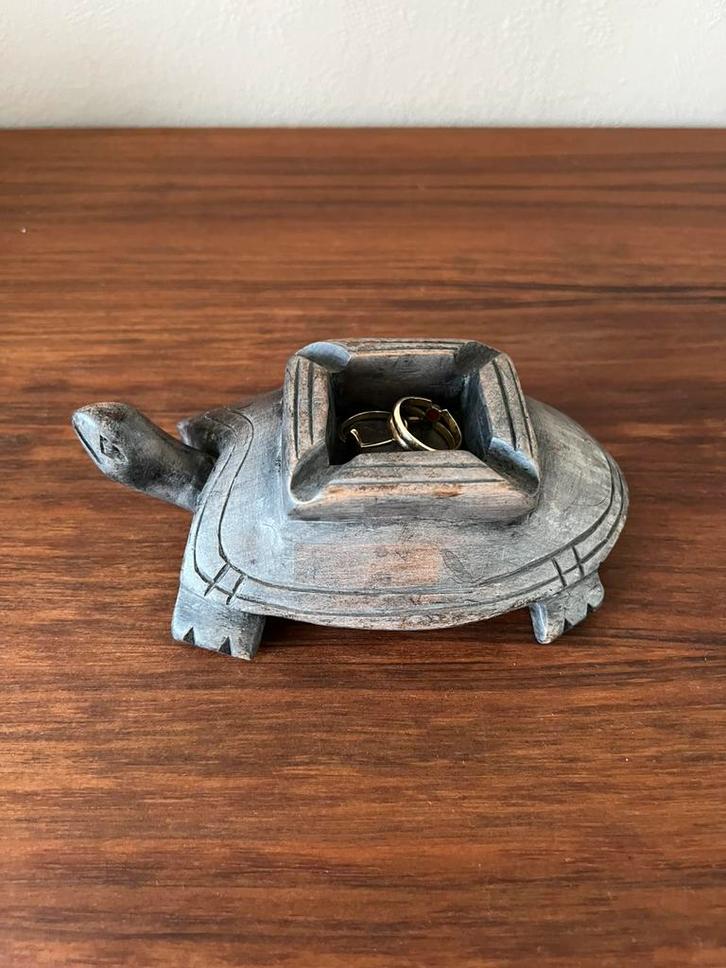 Vintage asbak schildpad houtgesneden sieradenschaaltje, Verzamelen, Beelden en Beeldjes, Zo goed als nieuw, Dier, Ophalen of Verzenden