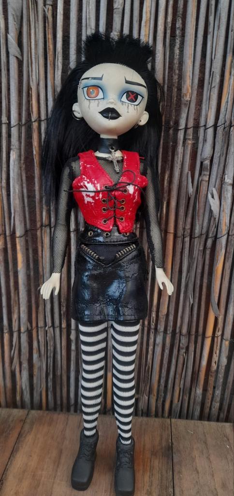 Begoths, Bleeding Edge Goths: Malice, Verzamelen, Poppen, Gebruikt, Pop, Ophalen of Verzenden