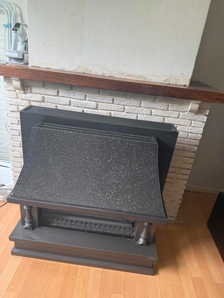 Faber gaskachel met schoorsteenmantel – klassiek model, Huis en Inrichting, Kachels, Gebruikt, Gaskachel, Gas, Ophalen