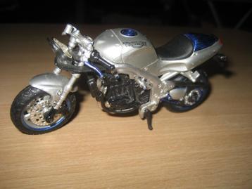 Triumph motor model beschikbaar voor biedingen