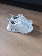 Leuke Nike's RYZ 365 wit zgan, Wit, Ophalen of Verzenden, Nike's RYZ 365, Sneakers of Gympen