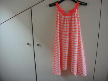 Jurk maat 140 beschikbaar voor biedingen