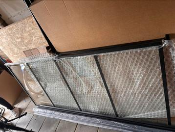 Stalen douche wand beschikbaar voor biedingen