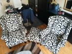 2  stoelen  en een voetbankje, Ophalen, Zo goed als nieuw