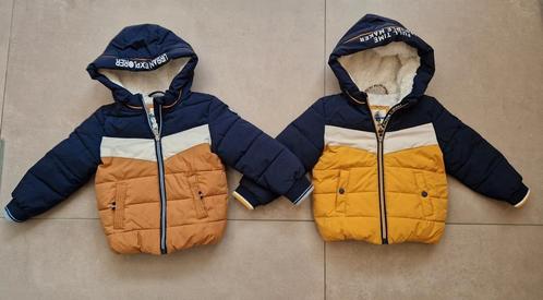 2 winterjasjes jongen / tweeling maat 86, Kinderen en Baby's, Babykleding | Maat 86, Gebruikt, Meisje, Jasje, Ophalen of Verzenden