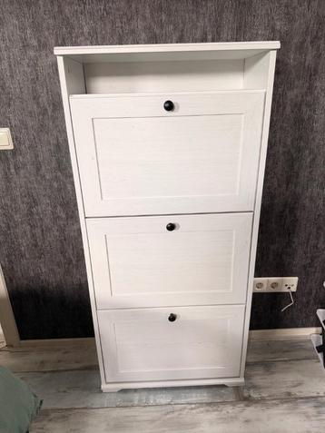Schoenenkast van IKEA  beschikbaar voor biedingen