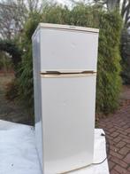 Exquisit koelvriescombinatie - 142cm hoog - moet weg, Witgoed en Apparatuur, Ophalen, 150 tot 200 liter, Gebruikt, 140 tot 160 cm