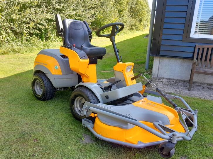 Nette Stiga Park Pro SVAN 4WD frontmaaier zitmaaier, Tuin en Terras, Zitmaaiers, Gebruikt, 90 tot 120 cm, Elektrische starter