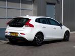 Volvo V40 2.0 T2 Nordic+|Cruise|Dak|Navi|BT|LED|CAM|PDC|Leer, Voorwielaandrijving, 65 €/maand, Gebruikt, 4 cilinders