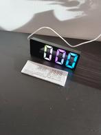 Leuke digitale wekker/ klok, Huis en Inrichting, Woonaccessoires | Klokken, Ophalen, Nieuw, Digitaal, Wekker of Tafelklok